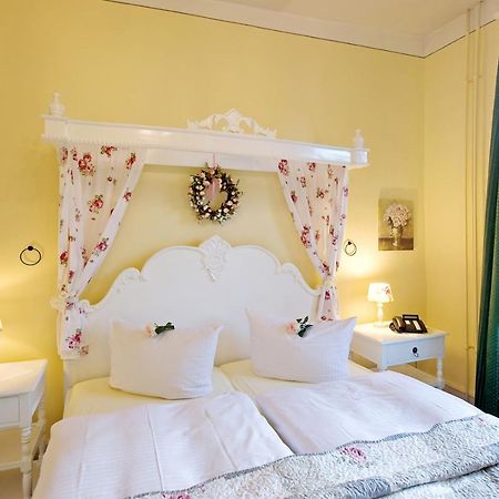 Schlosshotelgedern Ngoại thất bức ảnh