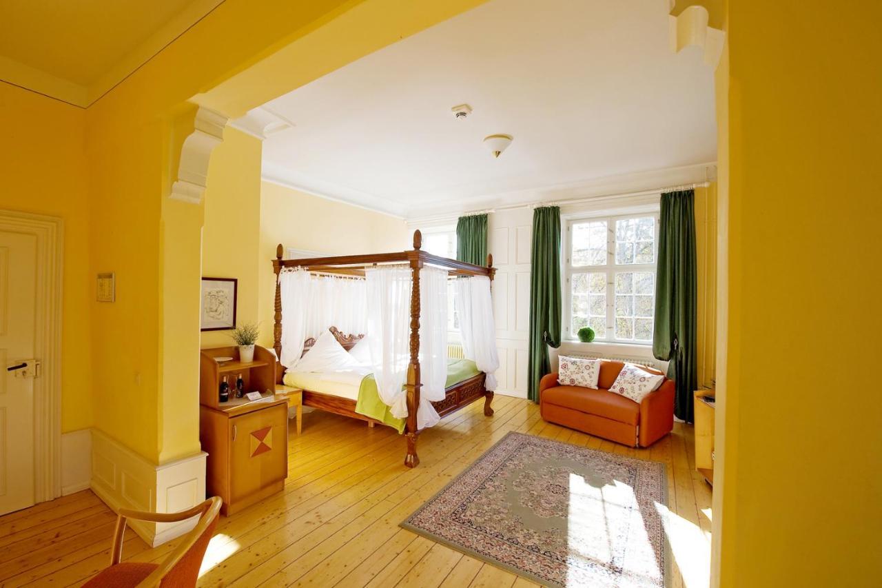 Schlosshotelgedern Ngoại thất bức ảnh