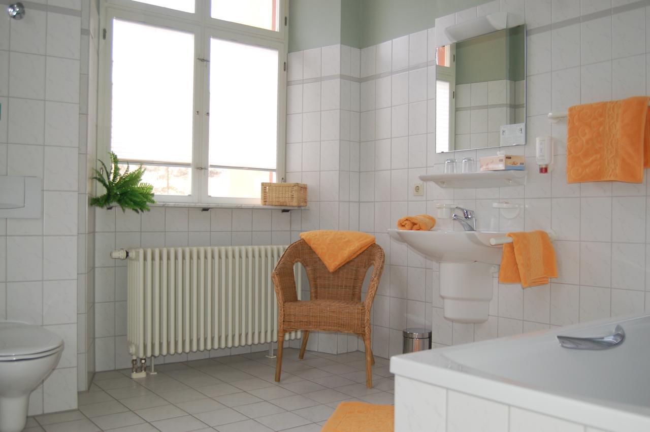 Schlosshotelgedern Ngoại thất bức ảnh
